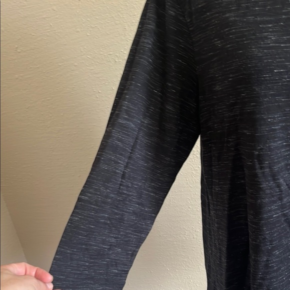 Women's Plus Size Black three-quarter sleeve Top - Picture 3 of 7